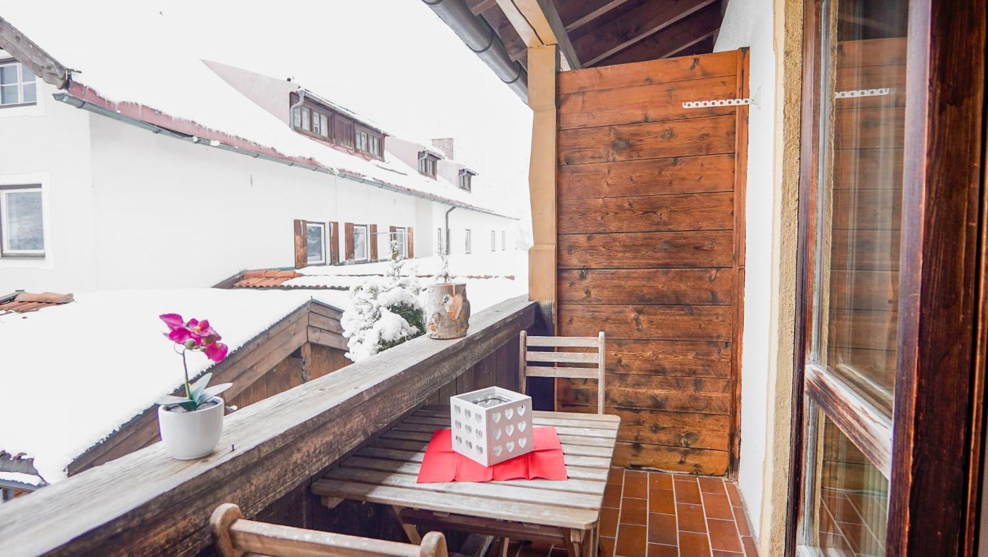 Landgasthof Zum Papyrer - Erholung Im Urlaubsgebiet Lenggries Room photo