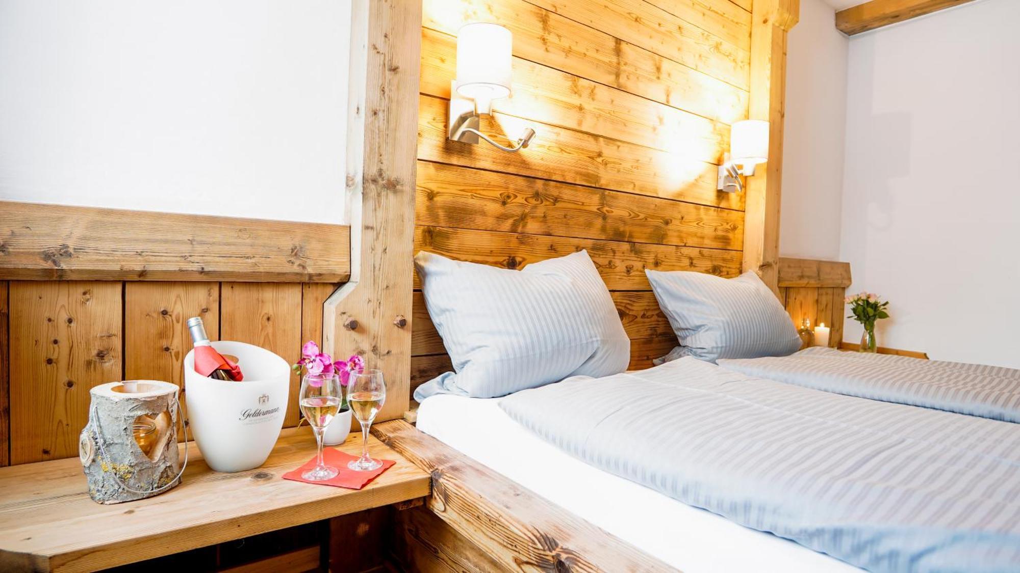 Landgasthof Zum Papyrer - Erholung Im Urlaubsgebiet Lenggries Room photo